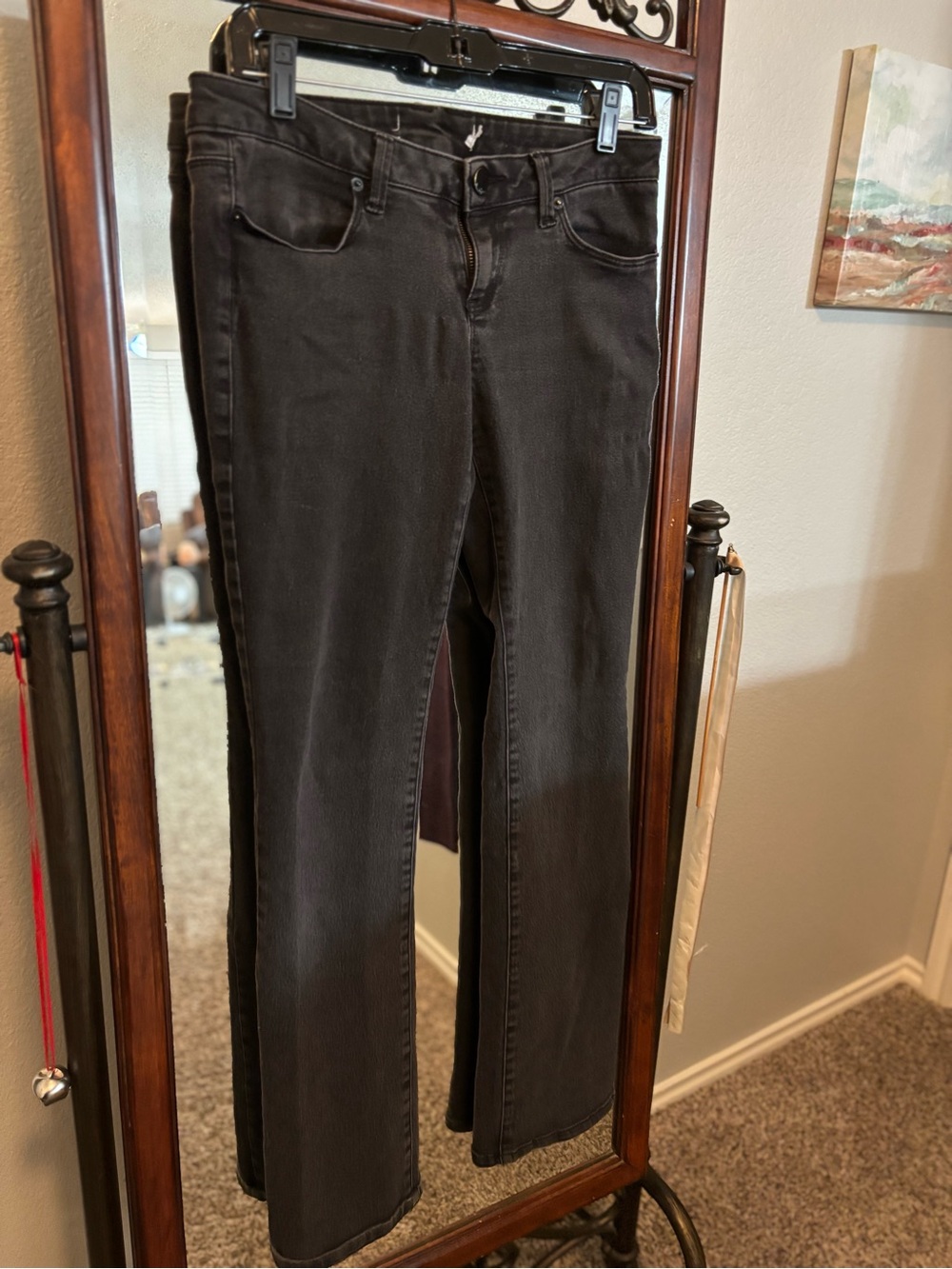 Black flare jeans with a boho vibe #boho #flare